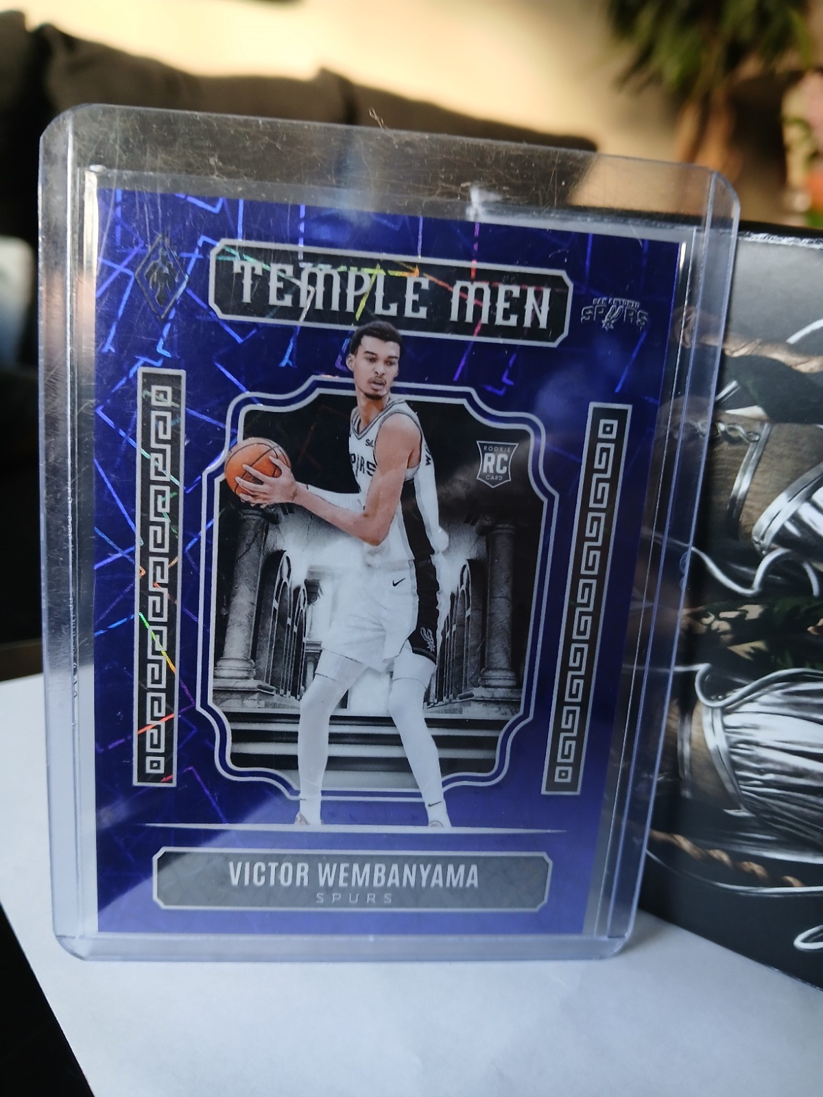 2023-24 Panini Phoenix - Temple Men Victor Wembanyama #7 Blue Lazer /275 (RC)
