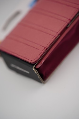 Lowepro Pink Genuine Leather Camera Wallet Case NWT! - Picture 2 of 6