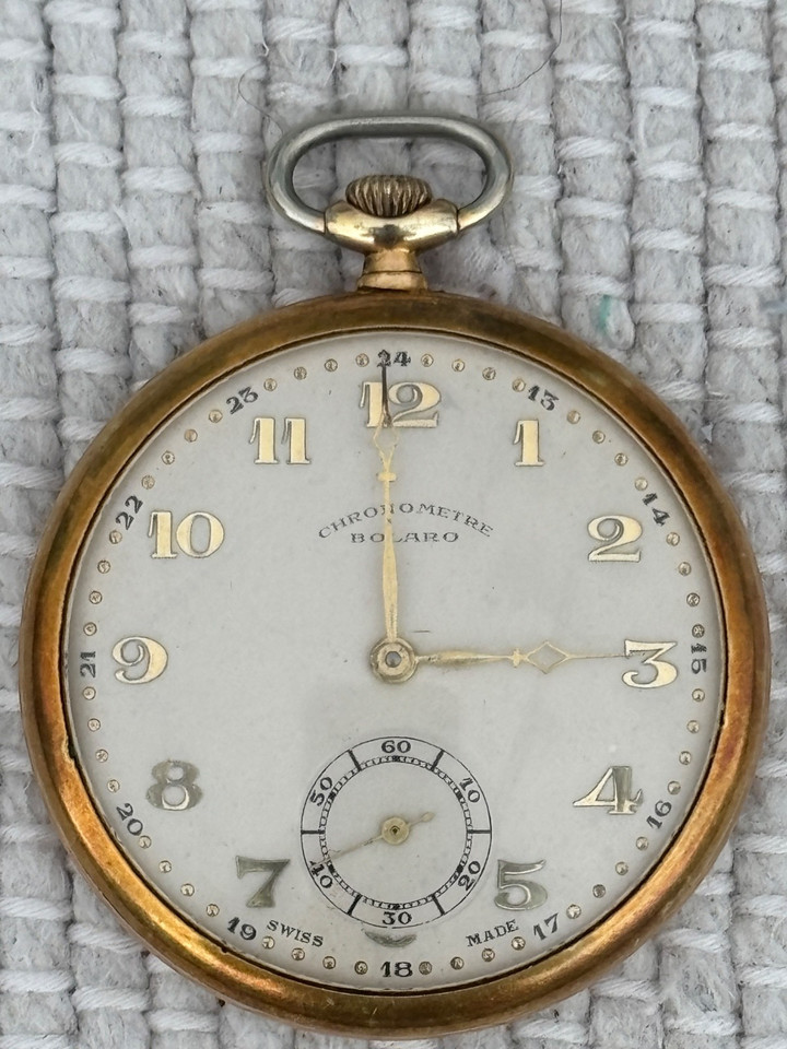 A 1930s Swiss-made Bolaro Chronomètre in gold plate — 50mm of serious vintage presence with 'chronometre' on the dial and it still runs.