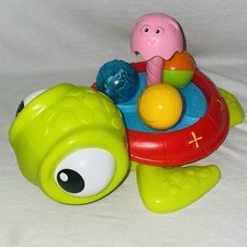 Fisher Price Disney Amazing Animals Whirling Roll Round Squirt Nemo Turtle Balls