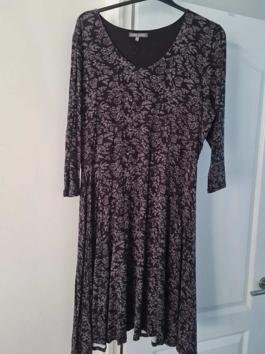 Robe Fille Laura Ashley Imprimé Papillons Et Rayures - Taille 5 - Rose - Occasion Excellente état