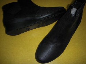 clarks caddell tropic