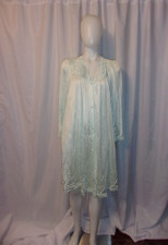 Vintage VANITY FAIR Women's Light Teal/Green Nylon Button Front Robe SIZE S