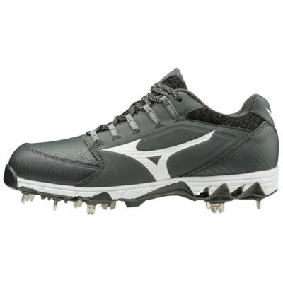 Mizuno 9-Spike Swift Women's Metal Softball Cleat
