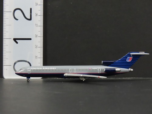 1:400 Scale Gemini Jets GJUAL114 Die-Cast United Boeing 727-222A Aircraft N7291U - Picture 9 of 13