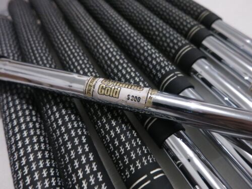 Titleist 716 AP2 Iron Set - 3-PW, GW - AMT S300 Stiff Flex Steel - Picture 2 of 12