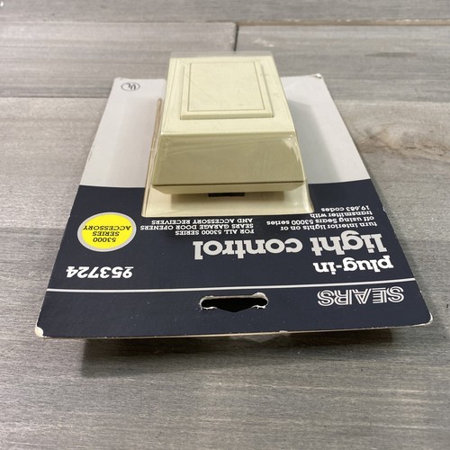 Accessoire vintage Sears Plug In Light Control série 53000 NOS 953724 - Photo 6/9