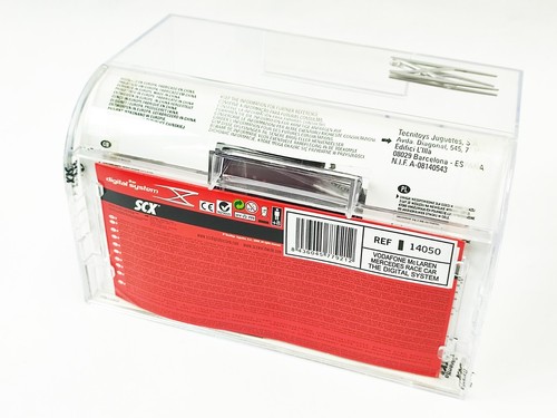 SCX DIGITAL SLOT CAR - FORMULA 1 ONE - 14050 VODAFONE McLAREN MERCEDES - SEALED - Bild 3 von 6