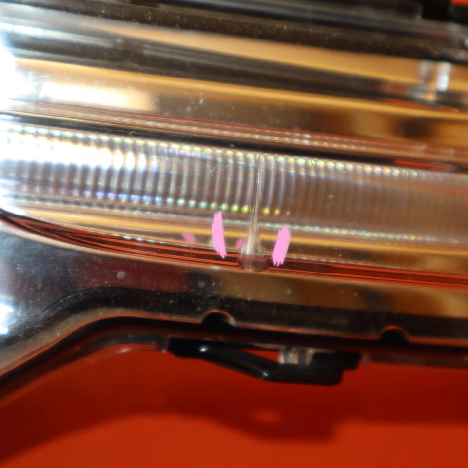 LINCOLN CORSAIR LUZ ANTINIEBLA PASAJERO DERECHO 2020 2021 2022 2023 2024 LJ7B-13K370-A Foto 4 de 4