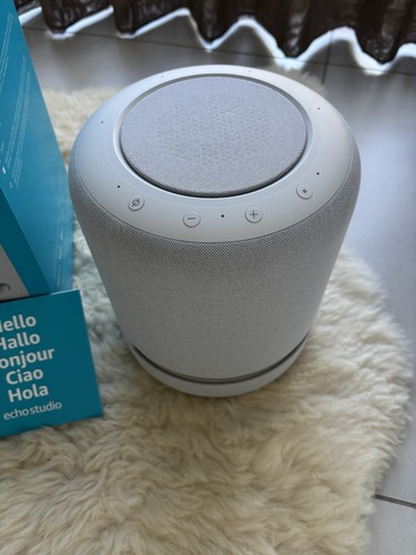 Amazon Echo Studio Smart Lautsprecher mit 3D Audio und Alexa Weiß - Bild 3 von 3