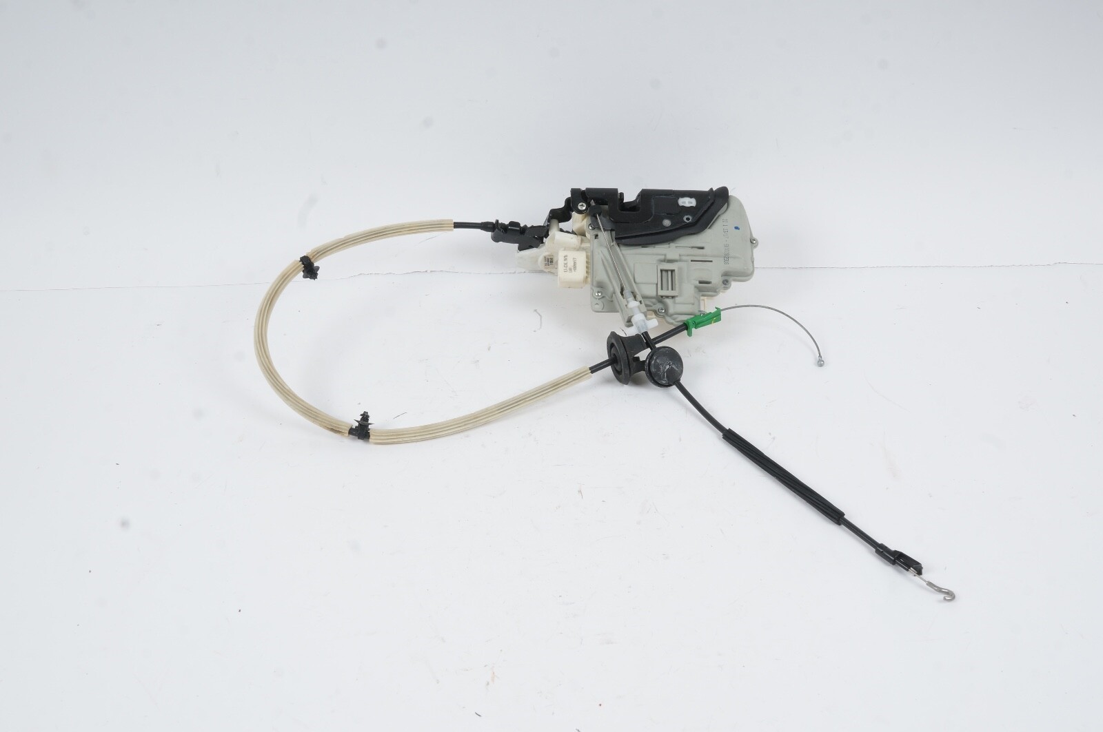 2010 - 2020 Bentley Mulsanne Front Left Driver Door Latch Lock Assembly