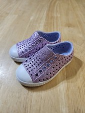 Native Jefferson Bling Purple Shoes EUC Girls Slip On Sparkle Sandal Size 5C S1