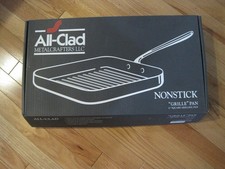 New Boxed All-Clad Nonstick "Grille" Pan - 11" Square Grilling Pan