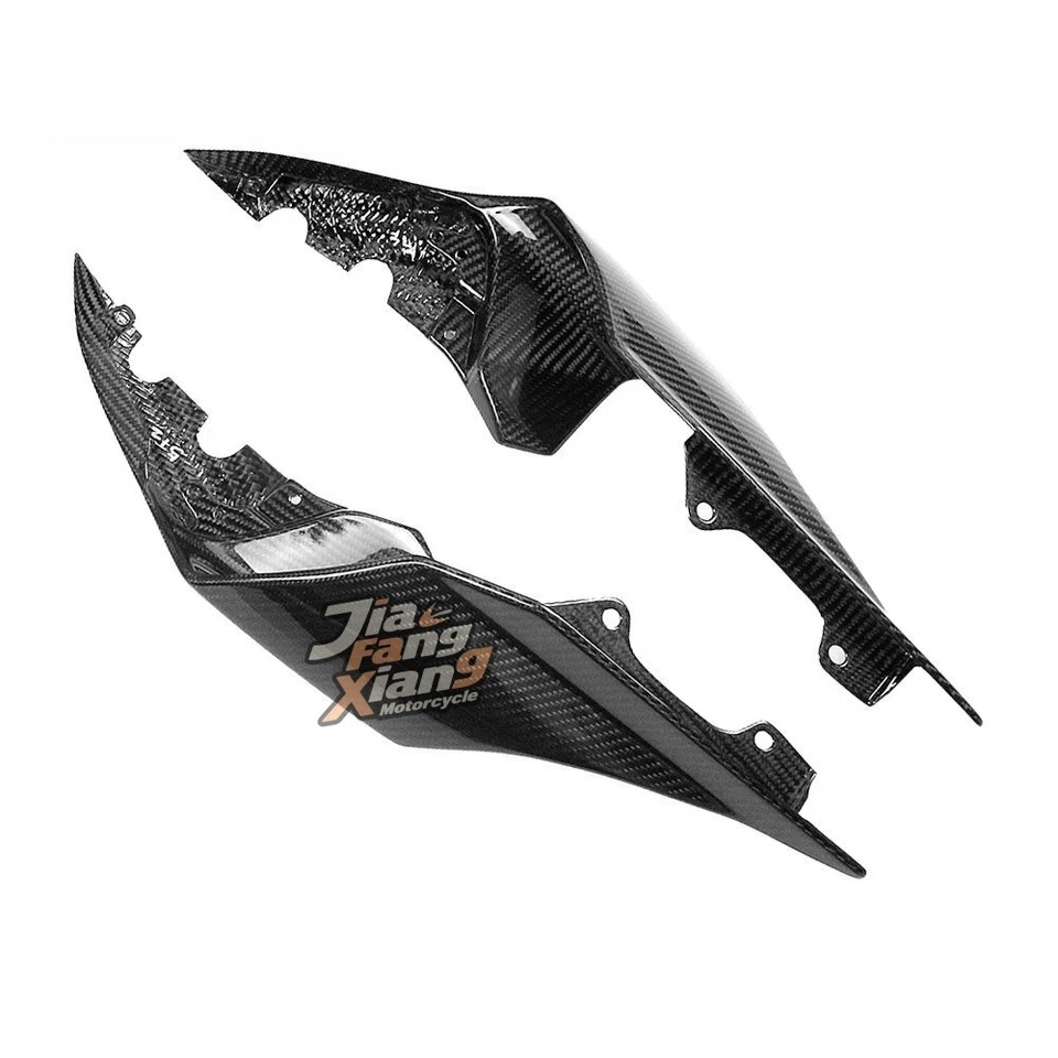Carenado de cubierta de carcasa lateral trasera 100 % fibra de carbono para Yamaha R1/M 2015-2024 Foto 4 de 4