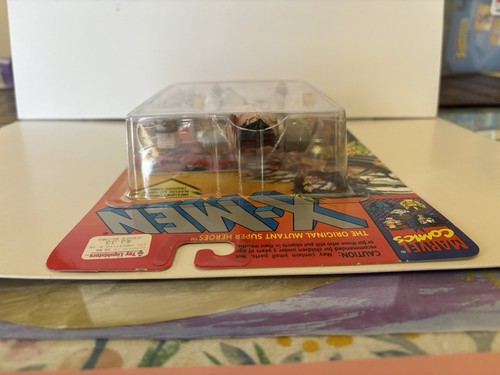 Robot Wolverine (Albert) 6th Edition X-Men Marvel Comics 1994 Toy Biz NEW MOSC - Picture 4 of 7