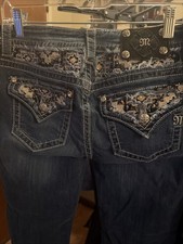 Miss Me Jeans Mid-Rise Boot Womens Size 30 Embroidered Pattern Button Pocket 2