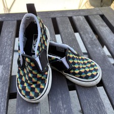 Vans Kids 6 - Rainbow Black Checkered Print Slip On Style 721356