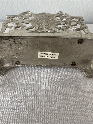 Antique Brass Ornate Victorian Style Letter / Napkins Holder - Picture 8 of 8