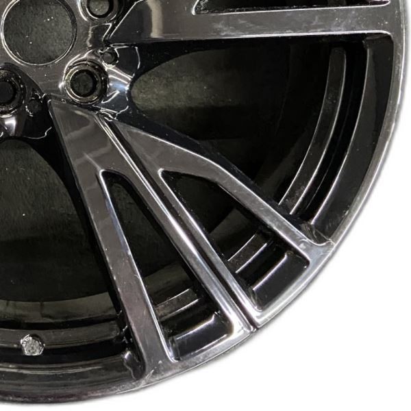 BMW i8 2014-2017 Front Left Wheel Black P/N 56086202