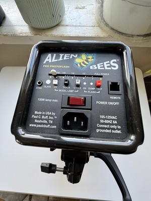 Paul C. Buff AlienBees B800 320Ws Studio Flash Monolight Strobe Black   Working