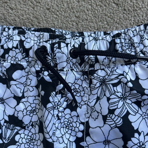 2 Pairs Of Boys GAP Kids Swim Trunks Shorts XL (12) Youth LikeNew - Picture 5 of 10