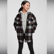 GAP Kids Plaid Shacket Jacket Pockets Button Closure Black Red Gray Size Large