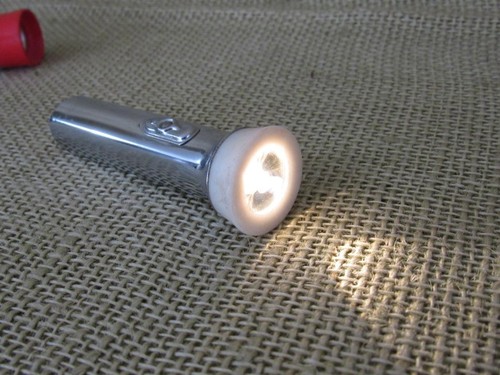 Pair of EVEREADY Pocket Flashlights ~ 3 1/4" tall ~ New AA Batteries ~ Working - Picture 12 of 13