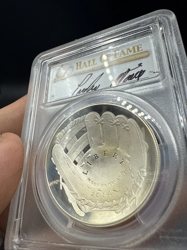 2014 P $1 Baseball Hall Of Fame Pedro Martinez Signed PCGS PR70DCAM Pop Of 473 - Image 3 of 4