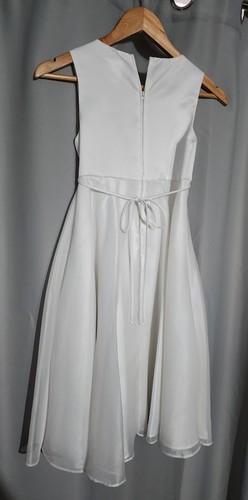 Children's Sugar Plum Bridesmaid Dress. Age 10 - Picture 2 of 2