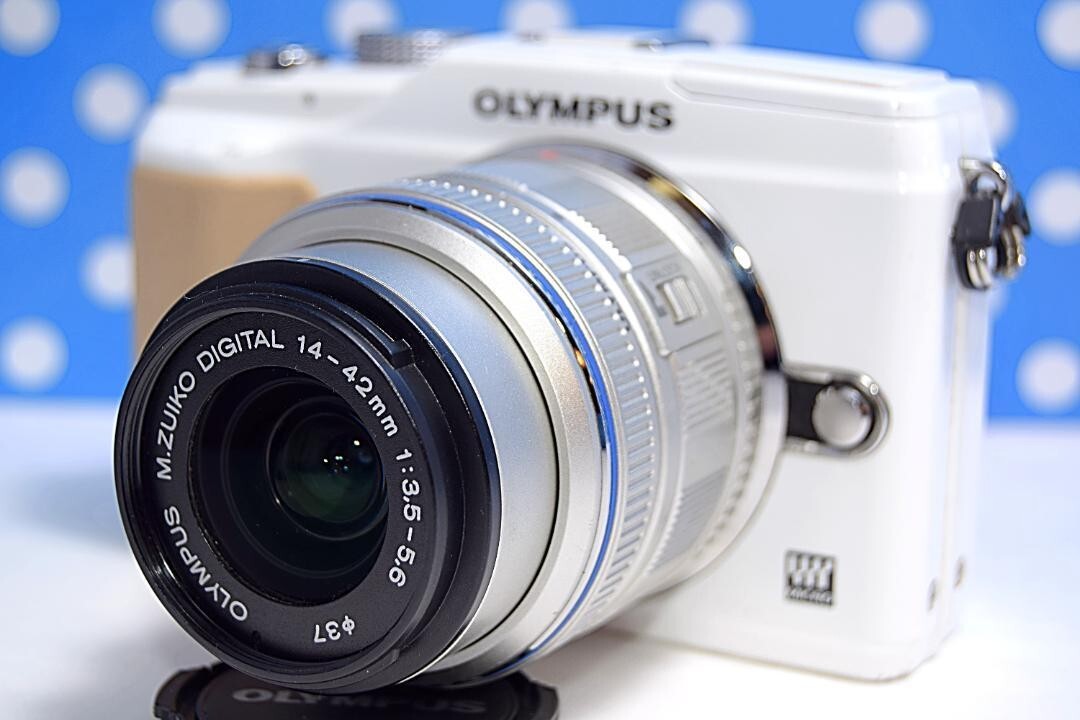 OLYMPUS PEN E-PL2 White + M.ZUIKO DIGITAL 14-42mm F3.5-5.6