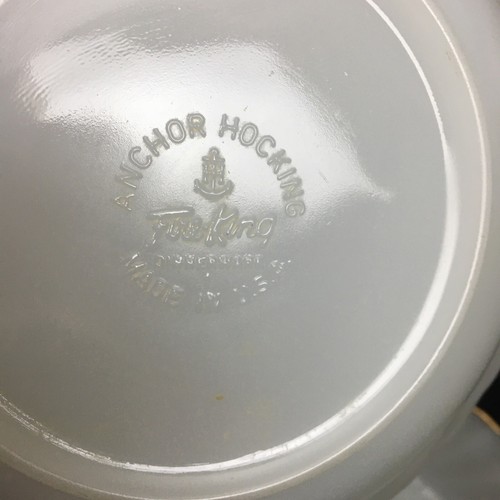 Vintage Anchor Hocking Fire-King 4 White Milk Glass Swirl Bowls 7.5" Set of 4 - Picture 5 of 5