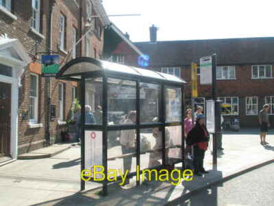 Foto 6x4 Busunterstand von Lloyds TSB Petersfield um 2008