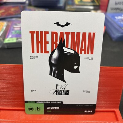 Official DC - Batman 85 Years: Batman Cowls: The Batman Trading Card