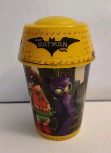 2017 LEGO Batman Movie Robin/Catwoman Cup McDonalds w/ Lid Yellow - Bild 1 von 3