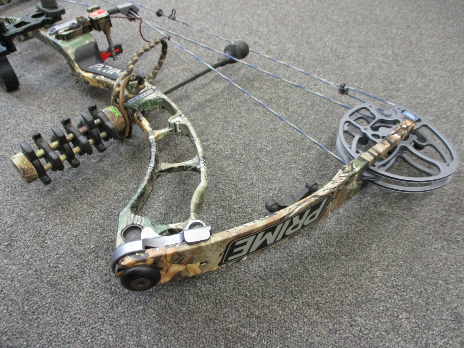3.6 oz Black New Doinker SW1 5" Bow Stabilizer
