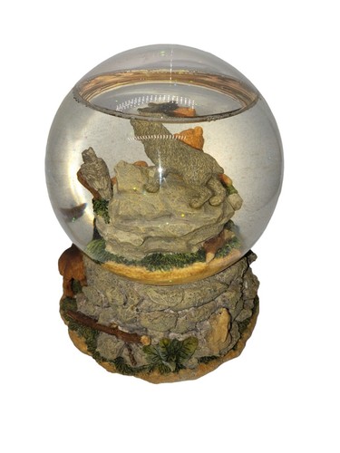 Westland Giftware Water Glitter Snow Globe Music Box Wild Life Plays Big Country - Picture 3 of 6