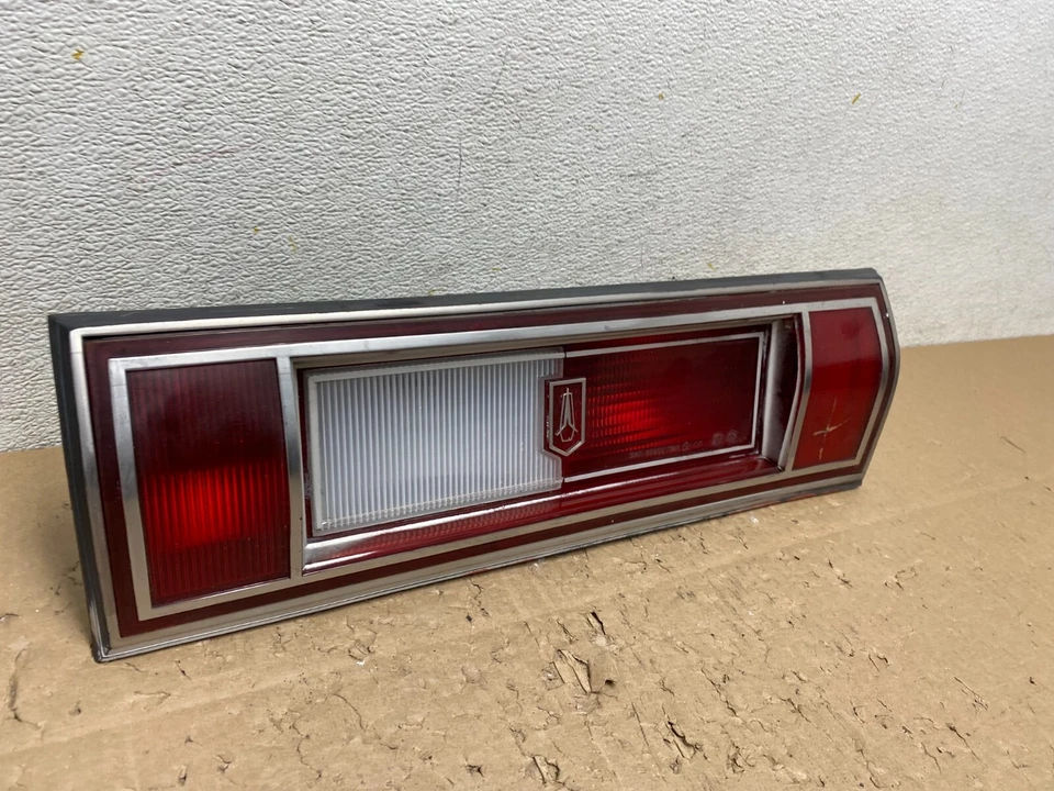 Оригинальный правосторонний задний фонарь 1979 1980 Plymouth Volare правая сторона I9433 DG - Изображение 3 из 4