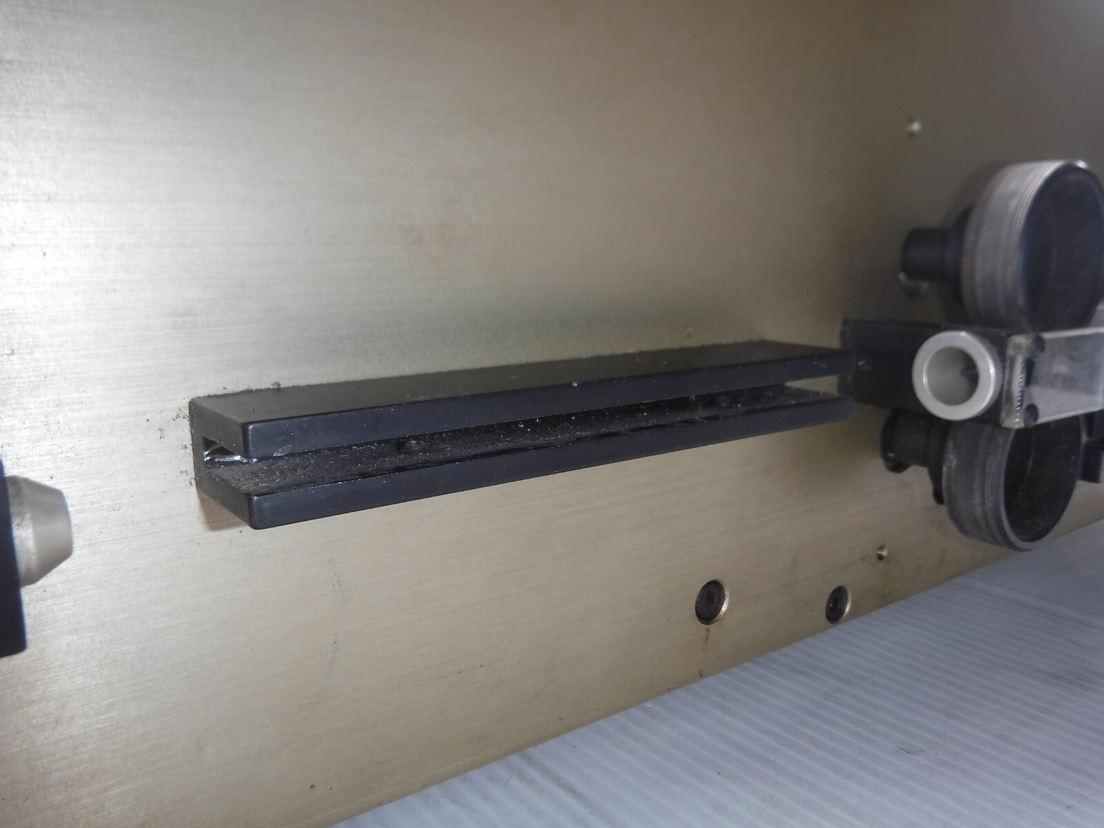 Schleuniger CS9000 100-120V / 220-240V