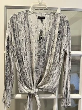 New The Limited Blouse Petite Medium