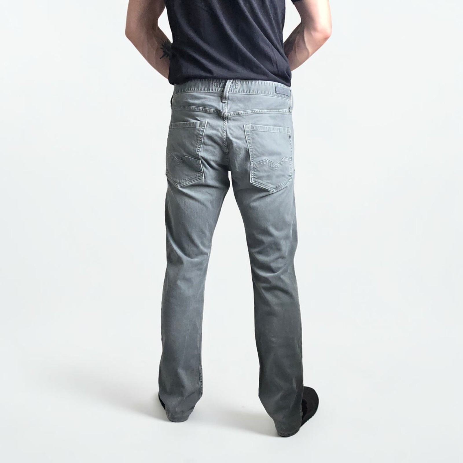 Replay Waitom Jeans W37 L33 Grey Straight Fit Denim Men’s Button Fly image 2