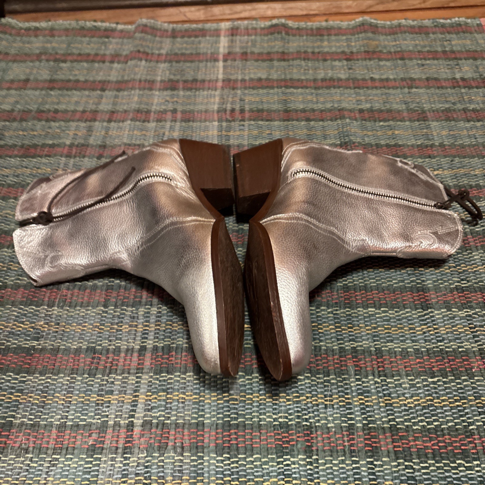Picture 3 of 8