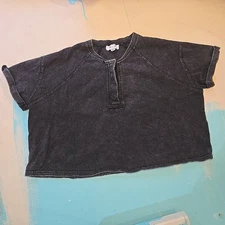 She + Sky L Cropped Charcoal Denim Henley Shirt Button Front Boxy Short Sleeve