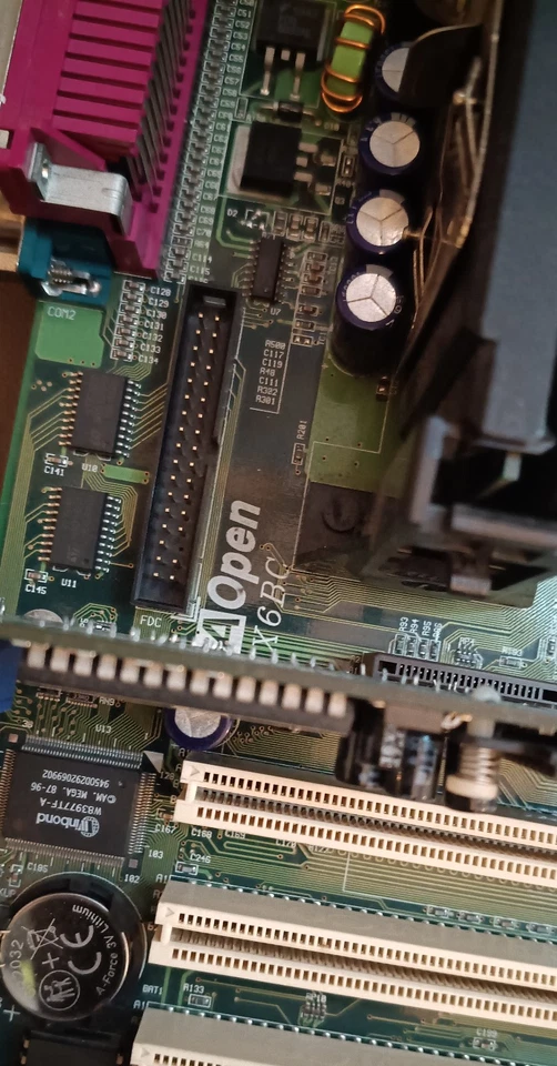 [104] - Motherboard AOPEN AX6BC SLOT 1 SDRAM ISA PCI AGP + CPU + RAM + IO - Immagine 4 di 4