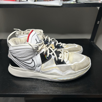Nike Kyrie 8 Infinity Men Size 11.5 White Black Red Basketball Shoes CZ0204-101
