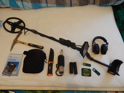 Metallsuchgerät Garrett Apex + Funk Kopfhörer + Pinpointer usw.