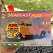 AMT Ertl 6665 1/25 Scale Snap Plus 1950 Chevy 3100 Plastic Model Kit