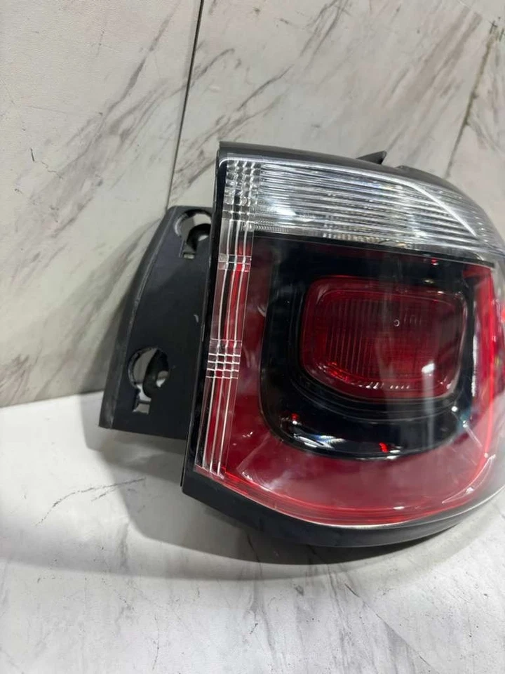 2017 2020 JEEP COMPASS OUTER TAILLIGHT OEM RIGHT PASSENGER SIDE LED 55112838AB - Image 3 of 4