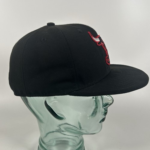 New Era 59 Fifty 7 3/8 Fitted NBA Chicago Bulls Windy City Black Hat Red Logo - Bild 7 von 11