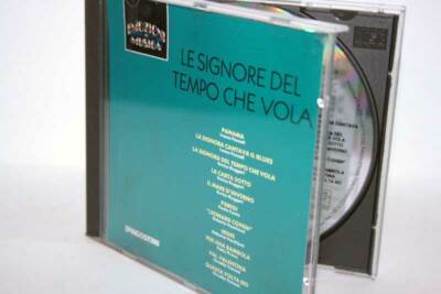 EMOZIONI IN MUSICA LE SIGNORE DEL TEMPO CHE VOLA CD AUDIO USATO 11 TRACCE 61384