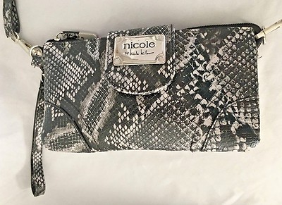 Nicole Miller Animal Print 3X5X9